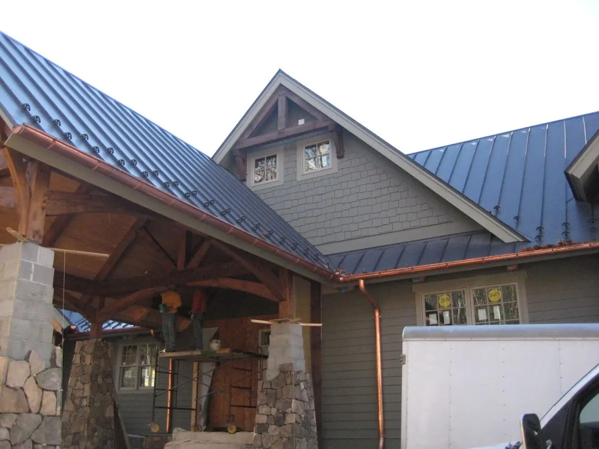 Craftsman Roofing team delivering quality roofing work in Sun City Festival